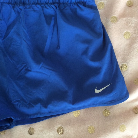 Nike Dri Fit ladies running shorts sz L - Picture 2 of 5